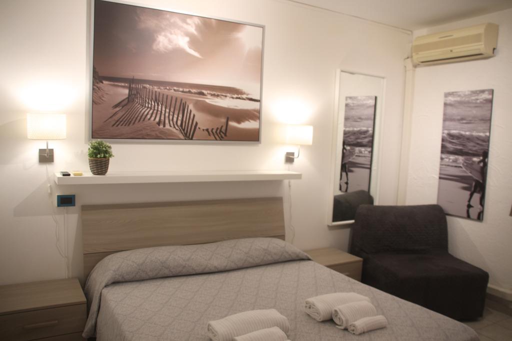 All'Etrusconia Hotel Castagneto Carducci マリーナ・ディ・カスタニェート・カルドゥッチ エクステリア 写真