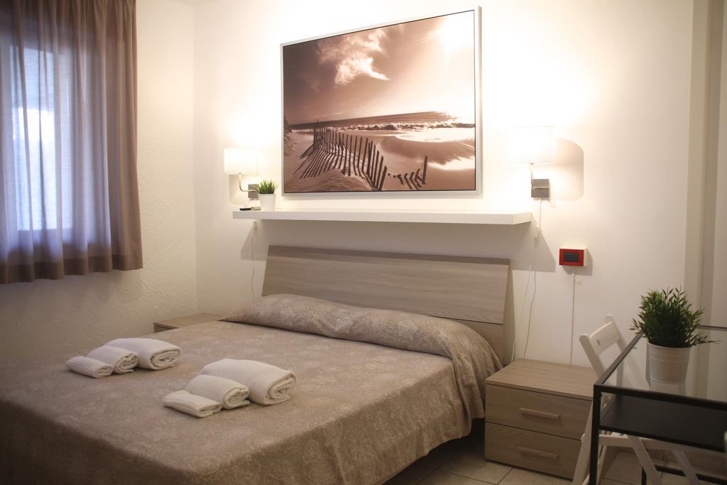 All'Etrusconia Hotel Castagneto Carducci マリーナ・ディ・カスタニェート・カルドゥッチ エクステリア 写真